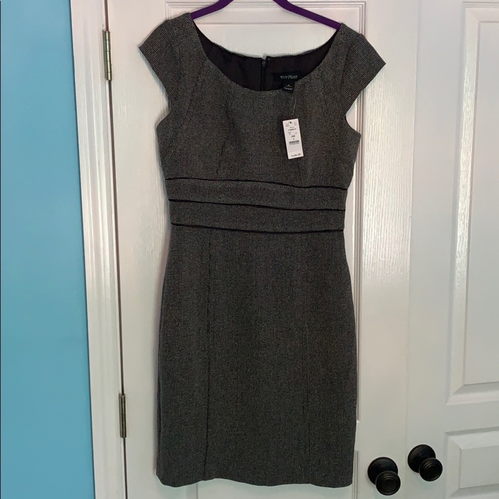NWT White House Black Market size 6 dress